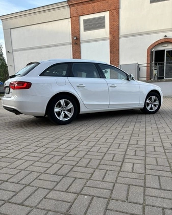 Audi A4 cena 38499 przebieg: 245000, rok produkcji 2013 z Wałbrzych małe 211
